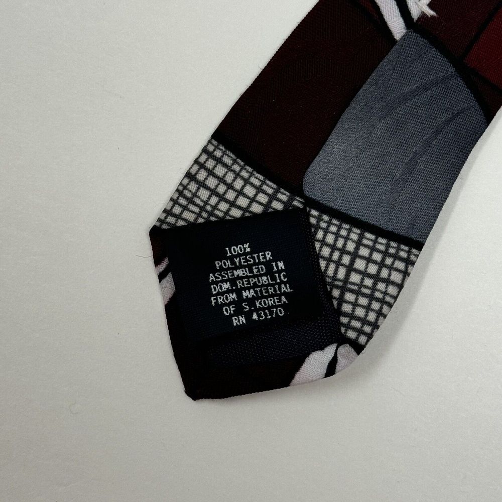 Manhattan Red Abstract 100% Polyester Neck Tie L 56" W 3 3/4" - Picture 3 of 4